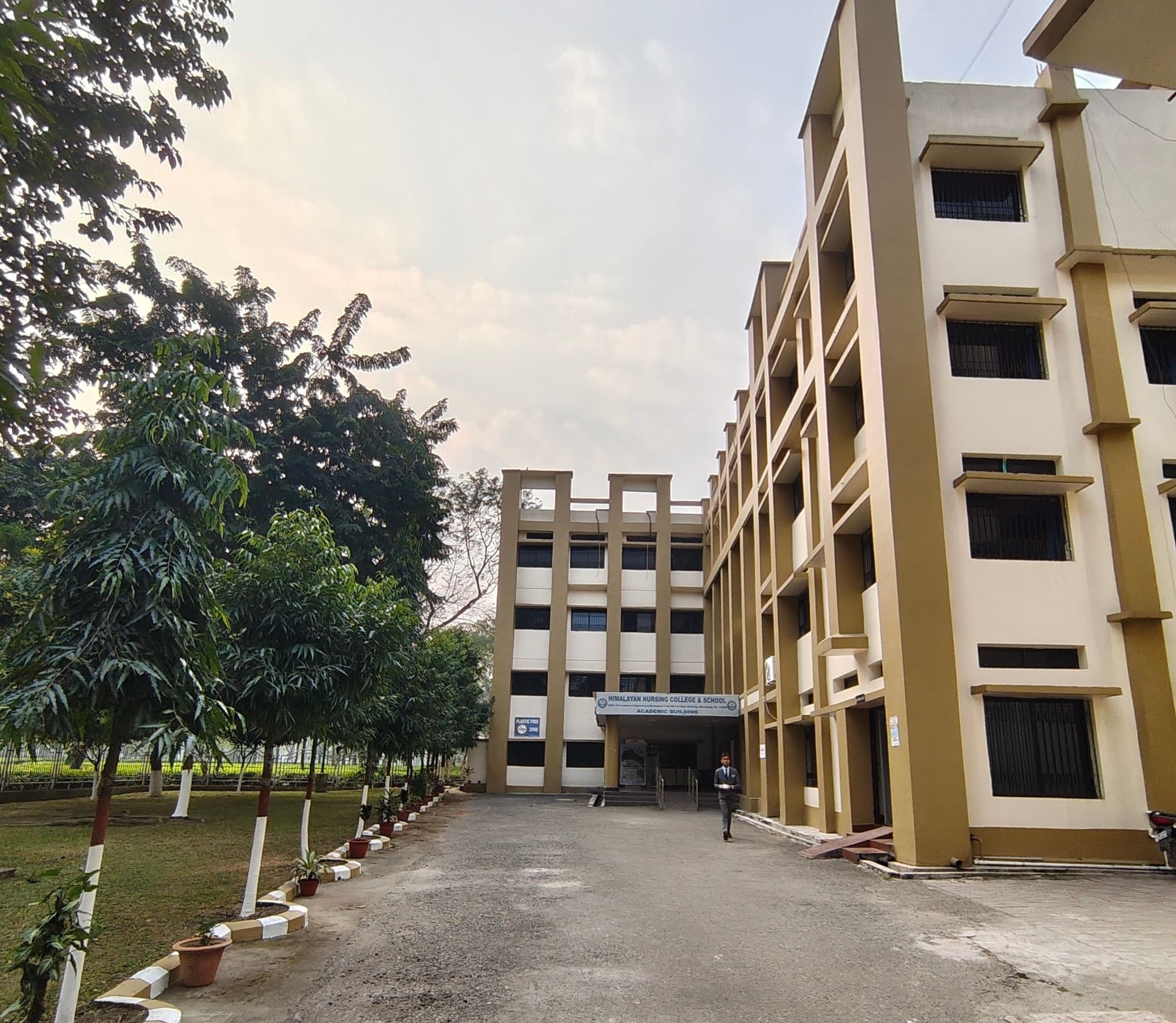 Siliguri Institute of Technology Darjeeling Academic Building photo 20